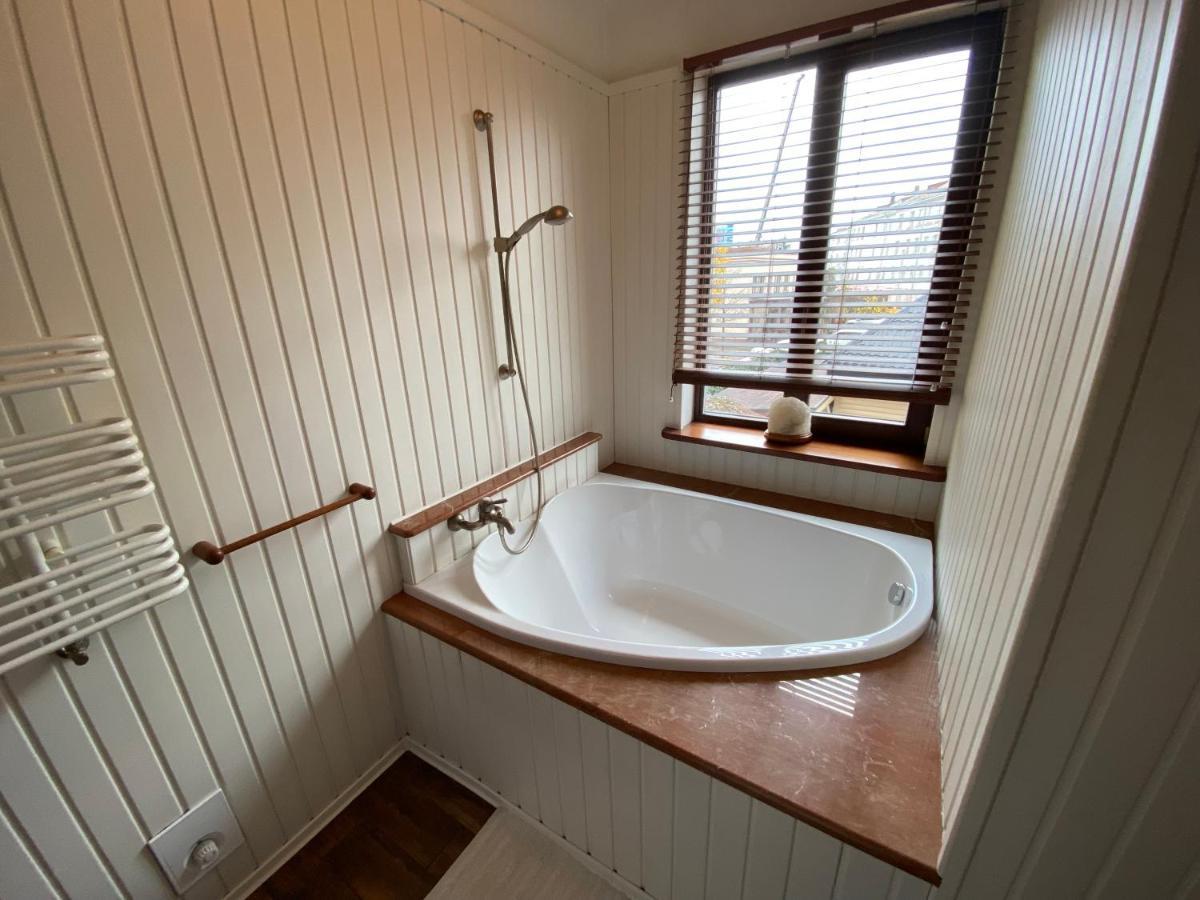 Pieno Piano Hotell Rivne Eksteriør bilde