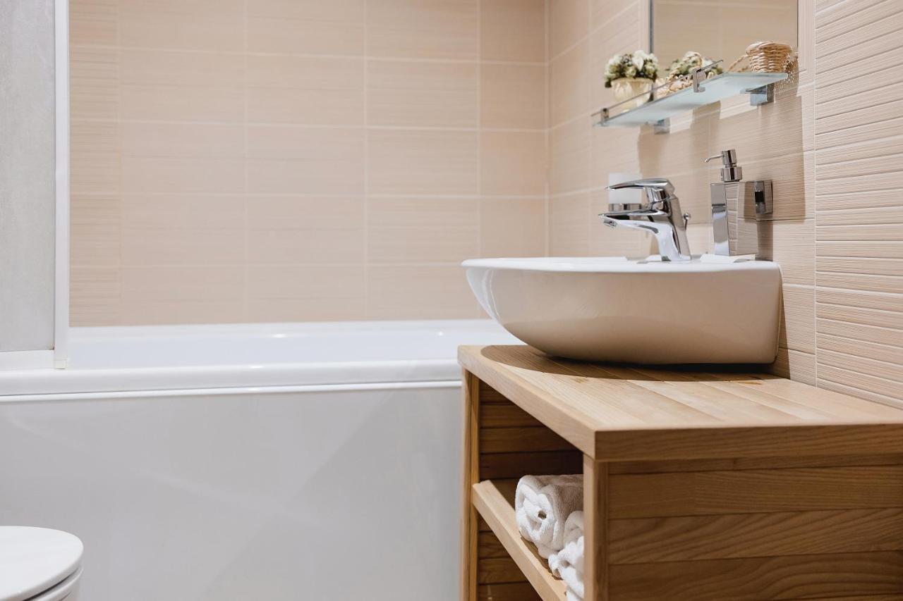 Pieno Piano Hotell Rivne Eksteriør bilde
