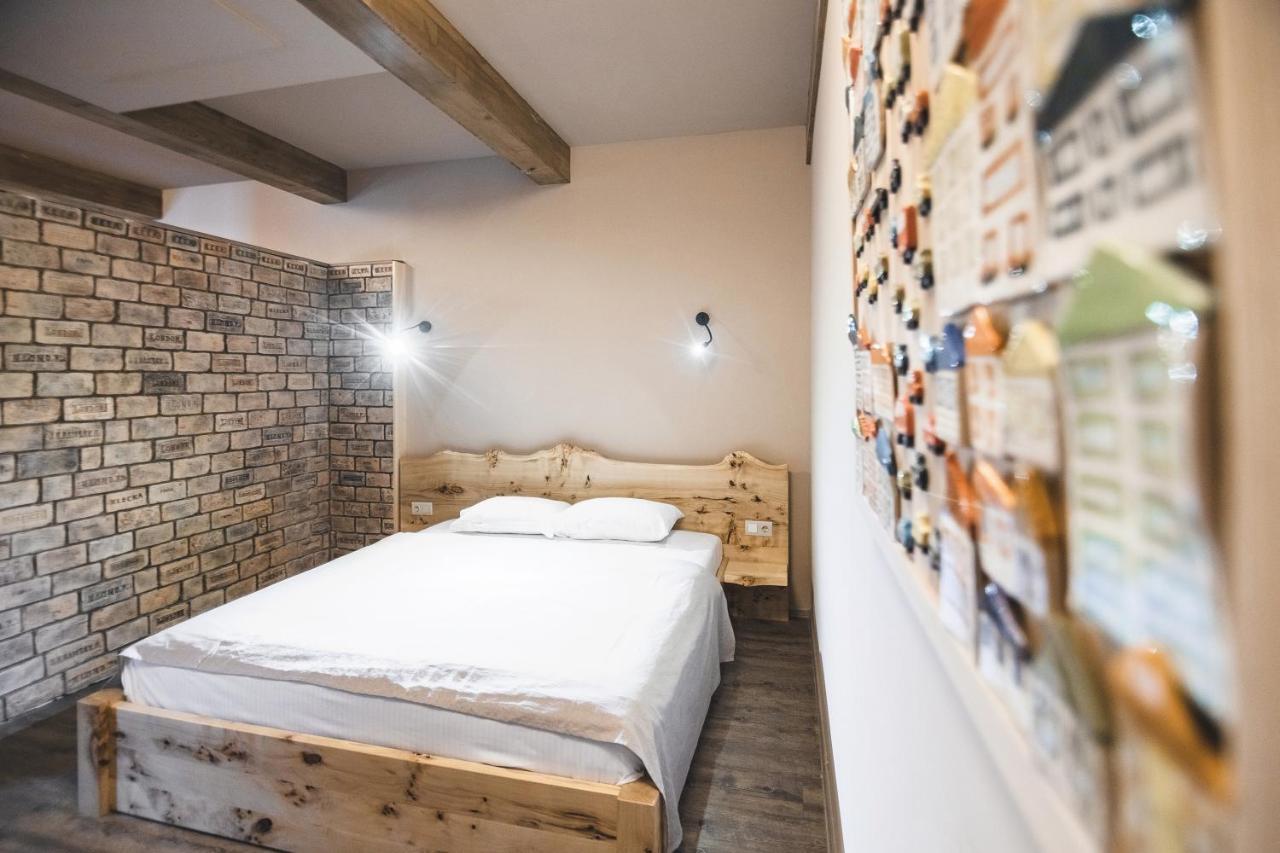 Pieno Piano Hotell Rivne Eksteriør bilde